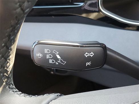 New 2025 Volkswagen Jetta SE image 22