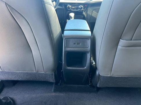 Certified 2024 Chevrolet Trax ACTIV FWD image 33