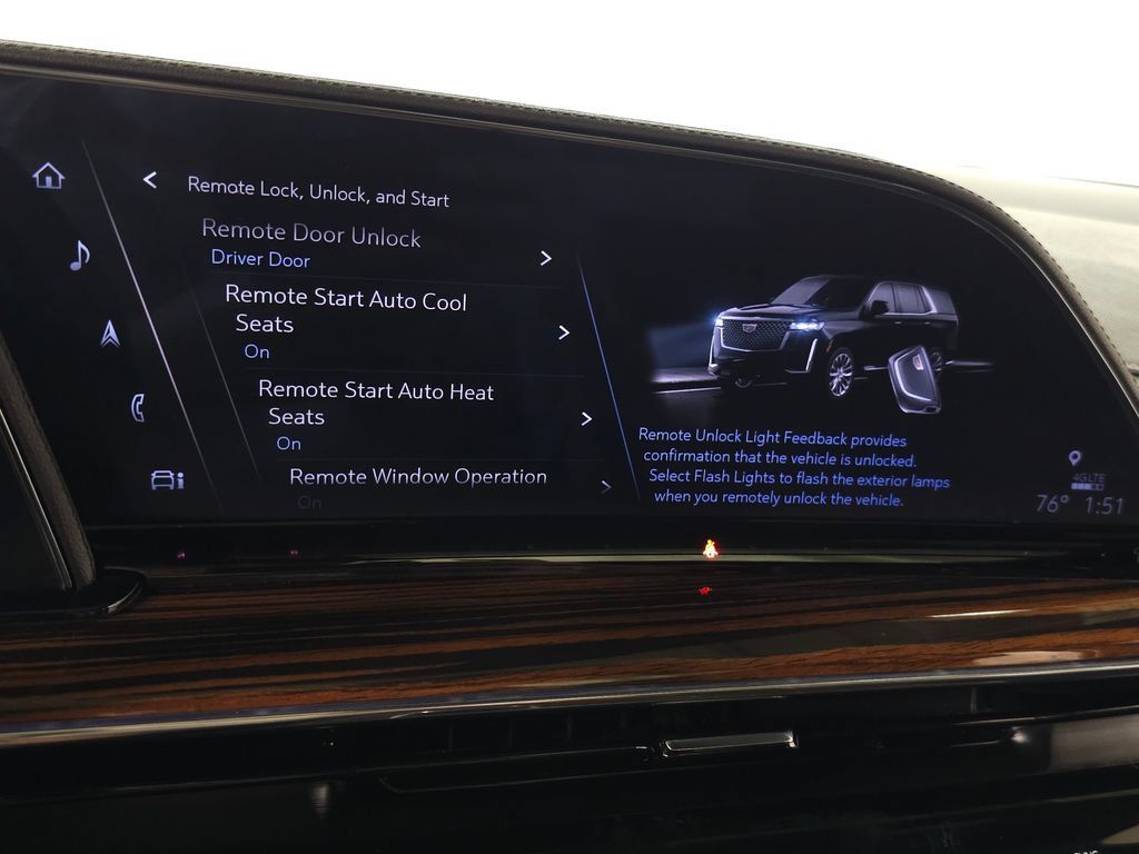 Certified 2024 Cadillac Escalade ESV Premium Luxury AWD/4WD image 33
