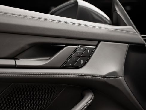 Used 2023 Porsche Taycan GTS image 52