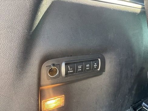 Used 2016 Ford Explorer Limited AWD/4WD image 6