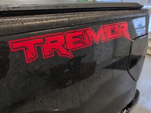 Used 2014 Ford F150 FX4 w/ FX Appearance Package image 15