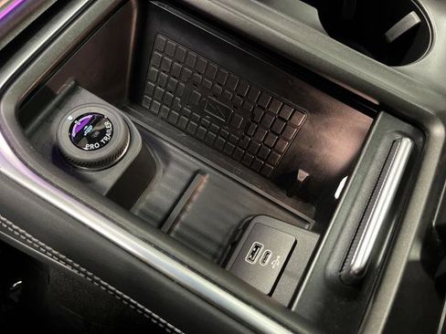 Used 2025 Ford Expedition Max Platinum image 26