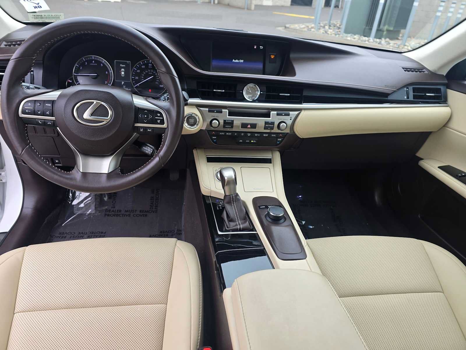 Used 2017 Lexus ES 350 w/ Accessory Package FWD image 18