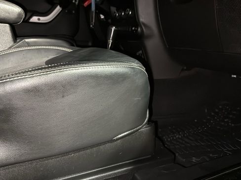 Used 2014 Jeep Wrangler Sport image 23