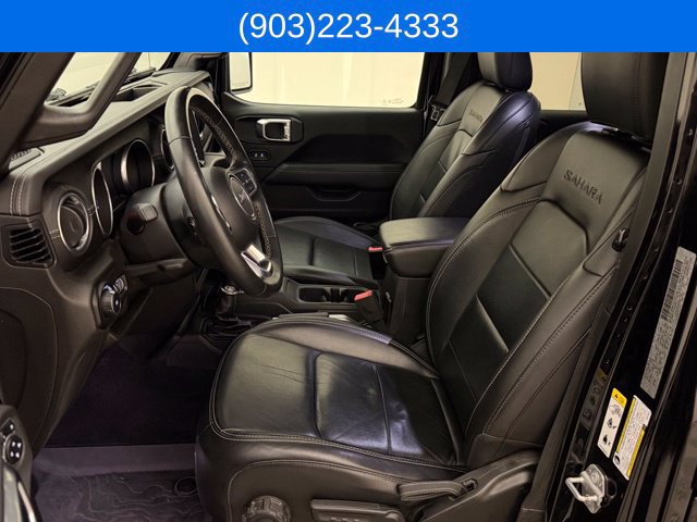 Used 2018 Jeep Wrangler Unlimited Sahara AWD/4WD image 18