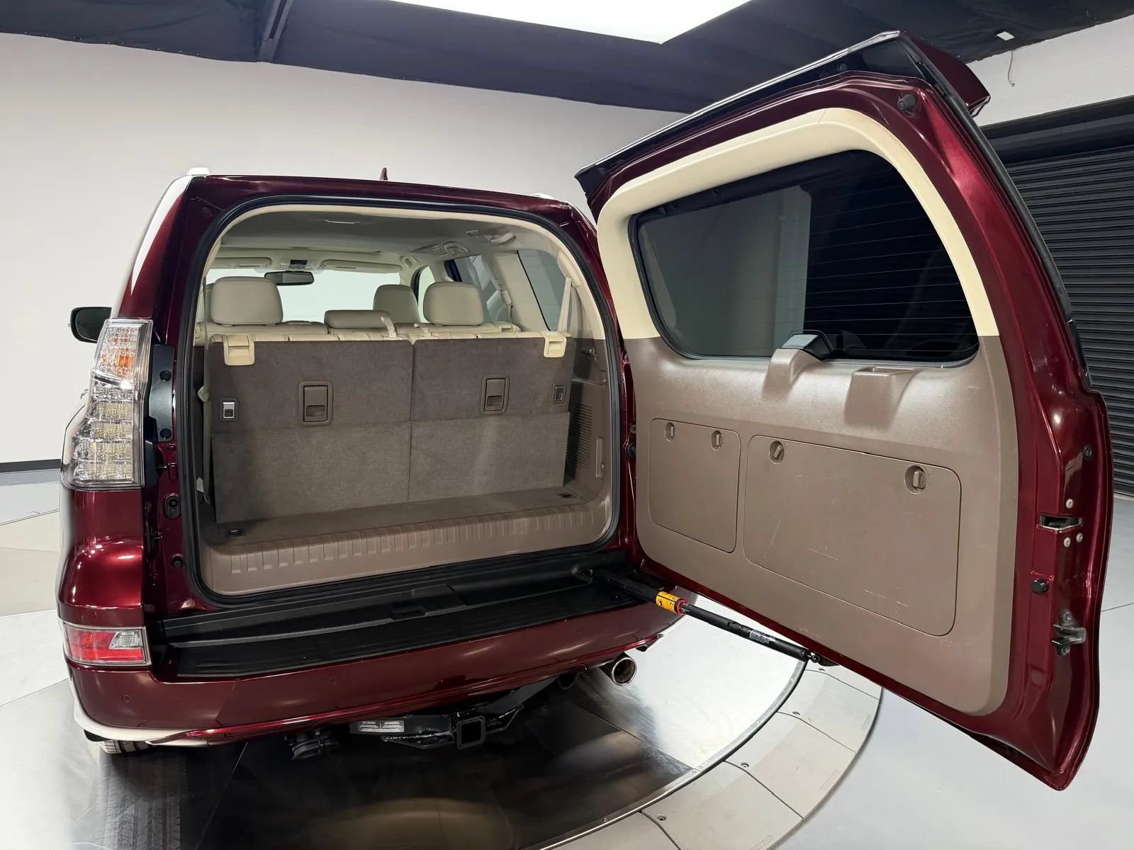 Used 2015 Lexus GX 460 w/ Premium Package AWD/4WD image 12