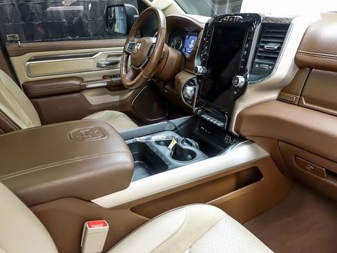 Used 2019 RAM 1500 Laramie image 28