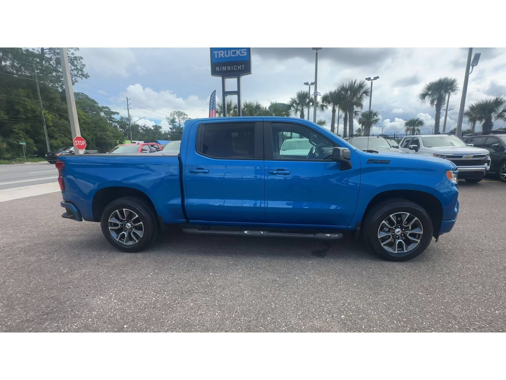 Used 2024 Chevrolet Silverado 1500 RST w/ Convenience Package II AWD/4WD image 9