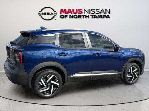 Certified 2025 Nissan Kicks SV w/ SV Premium Package FWD image 12