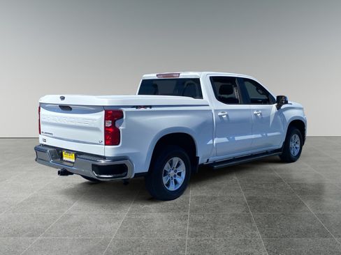 Used 2022 Chevrolet Silverado 1500 LT w/ Bed Protection Package AWD/4WD image 5