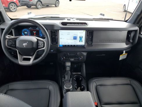 New 2025 Ford Bronco Big Bend w/ Black Diamond Package image 9