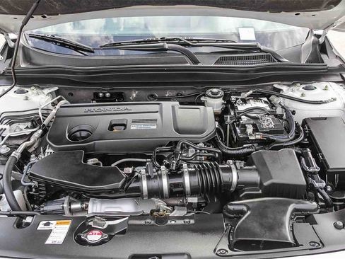 Used 2020 Honda Accord Touring image 27