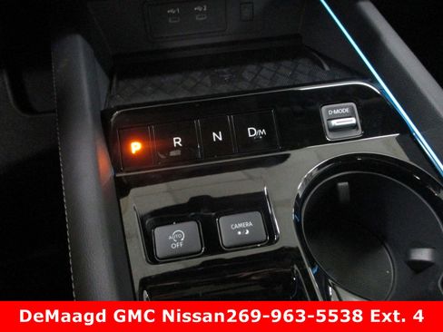 New 2025 Nissan Murano SL image 29