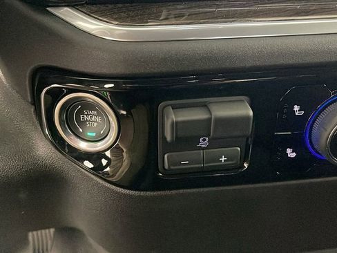 New 2025 Chevrolet Silverado 1500 LT image 17