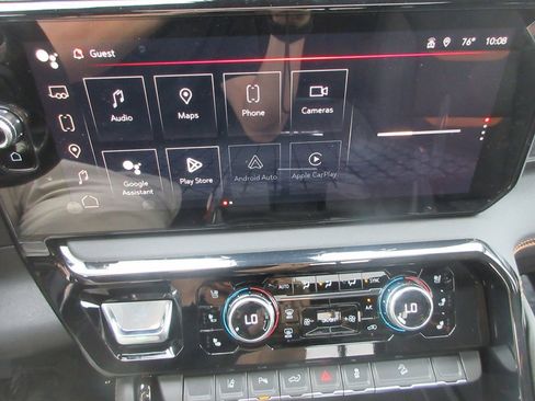 New 2026 GMC Sierra 2500 AT4 w/ AT4 Premium Plus Package image 18