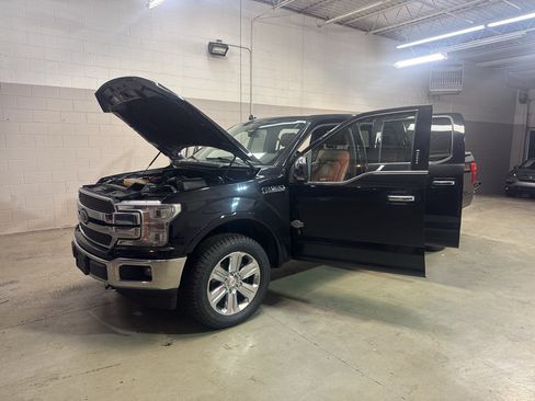 Used 2018 Ford F150 King Ranch w/ Equipment Group 601A Luxury AWD/4WD image 11