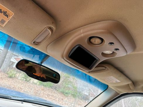 Used 2003 Chevrolet Silverado 1500 LS image 15