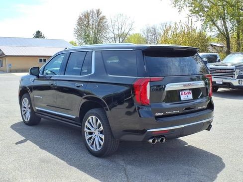 Used 2022 GMC Yukon Denali w/ Denali Premium Package AWD/4WD image 5