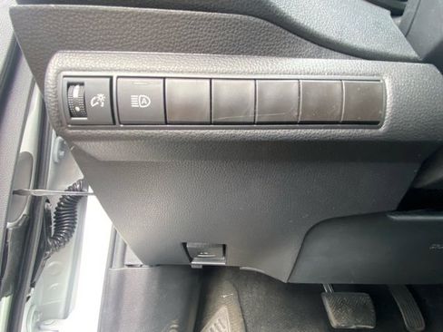 Used 2023 Toyota Corolla LE image 12