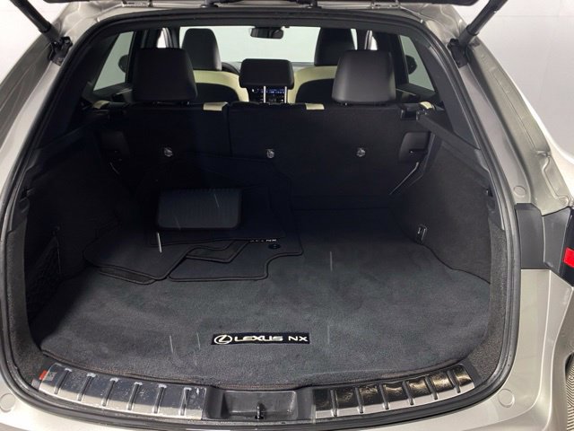 Used 2024 Lexus NX 250 FWD w/ Towing Package (2000 Lbs) image 23