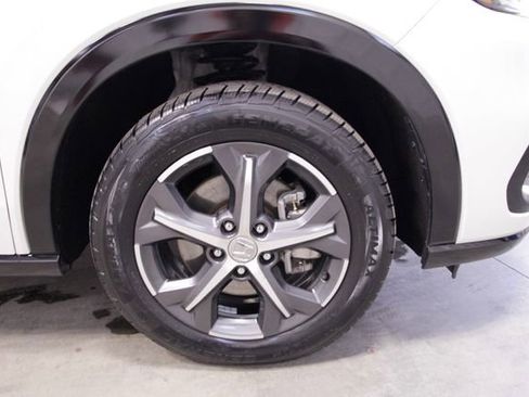 Certified 2024 Honda HR-V EX-L image 12