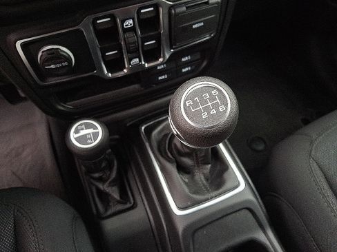 Certified 2023 Jeep Wrangler Unlimited Sport AWD/4WD image 15