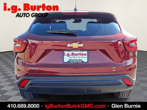 Used 2024 Chevrolet Trax LS w/ Driver Confidence Package image 5