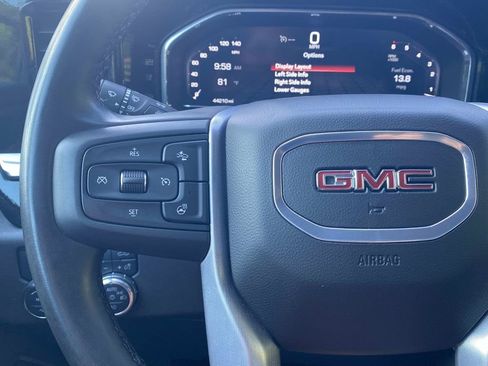 Used 2025 GMC Sierra 1500 SLT RWD image 33