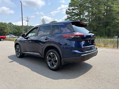 Certified 2024 Nissan Rogue SV AWD/4WD image 7