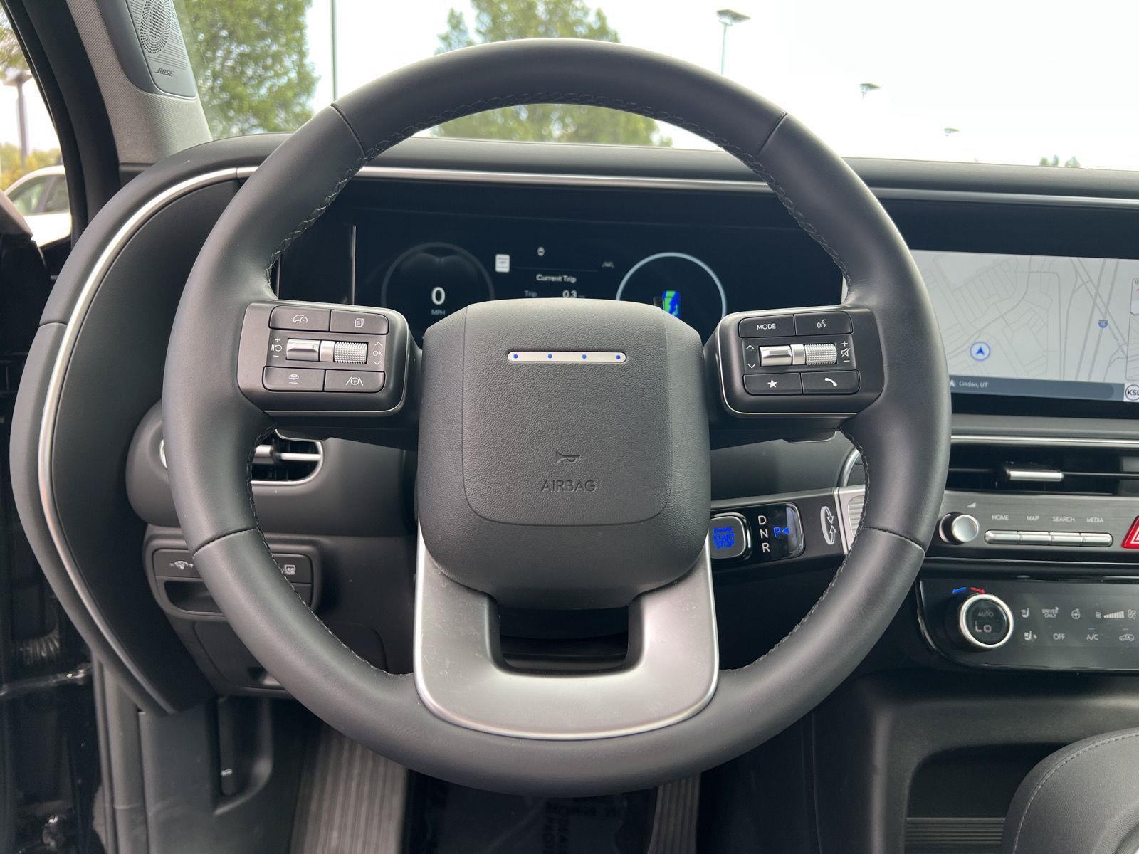 Certified 2026 Hyundai Palisade Limited AWD/4WD image 38