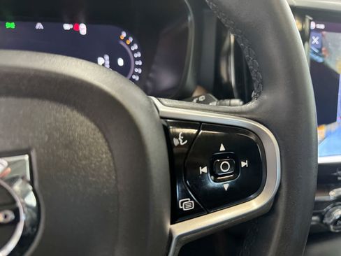 Used 2023 Volvo XC60 B5 Plus w/ Climate Package AWD/4WD image 23