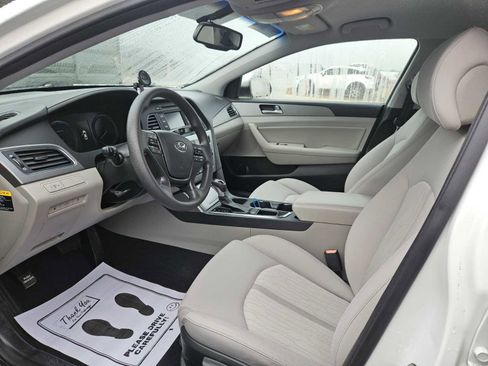Used 2016 Hyundai Sonata SE image 8