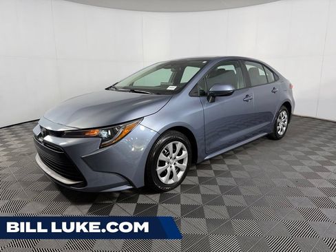 Used 2026 Toyota Corolla LE FWD image 1