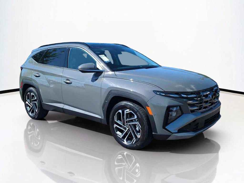 New 2026 Hyundai Tucson Limited FWD image 2