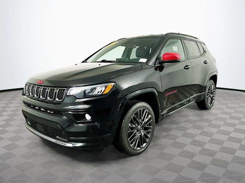 Certified 2023 Jeep Compass Limited AWD/4WD image 6