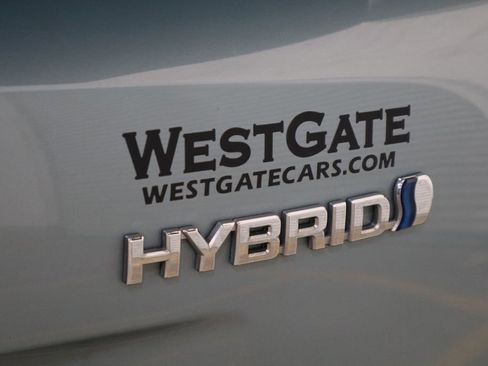 Used 2016 Toyota Prius Two image 33