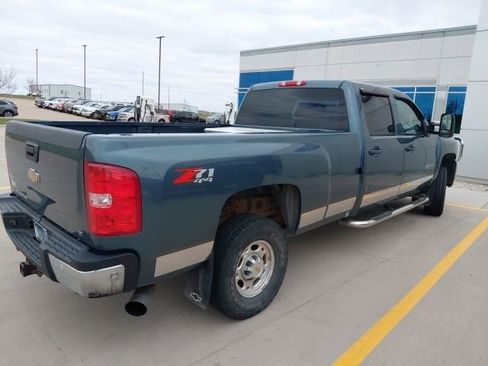 Used 2008 Chevrolet Silverado 2500 LT w/ 1LT Convenience Package AWD/4WD image 5