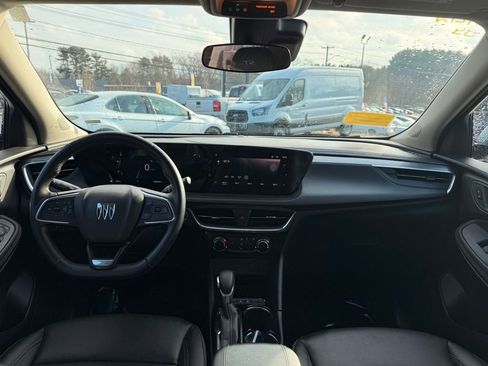 Used 2024 Buick Encore GX Sport Touring image 18