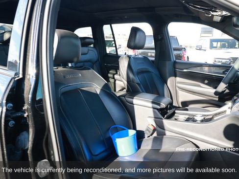 Used 2022 Jeep Grand Cherokee Overland image 15