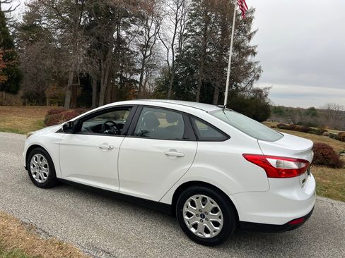 Used 2012 Ford Focus SE image 7