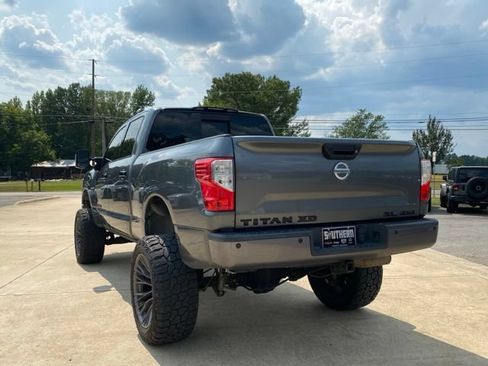 Used 2016 Nissan Titan SL AWD/4WD image 28
