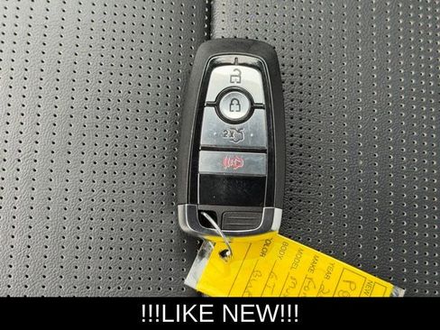 Used 2025 Ford Mustang GT Premium RWD image 32