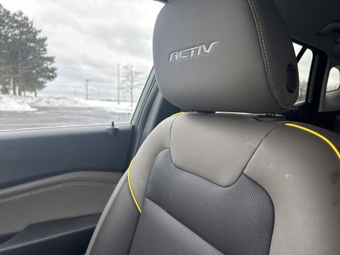 Used 2025 Chevrolet Trax ACTIV w/ Driver Confidence Package image 60