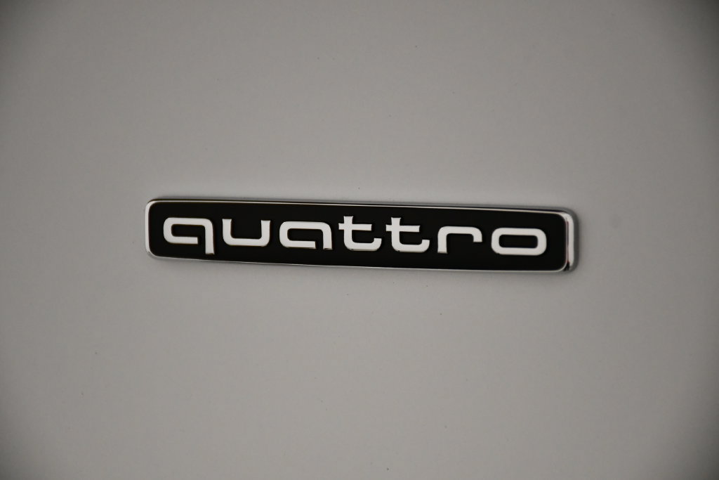 Used 2025 Audi Q5 Premium w/ Premium Plus AWD/4WD image 10