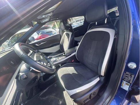 Used 2022 Kia EV6 GT-Line w/ GT-Line Suede Seat Package AWD/4WD image 8