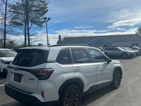 Used 2025 Subaru Forester Sport image 5