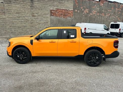 New 2026 Ford Maverick Lariat w/ Black Appearance Package image 11