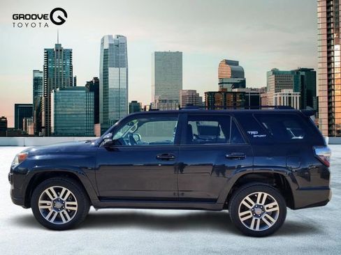 Used 2022 Toyota 4Runner TRD Sport w/ Technology Package AWD/4WD image 2