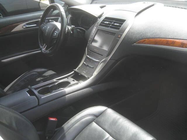 Used 2015 Lincoln MKZ AWD w/ Equipment Group 102A Reserve image 28